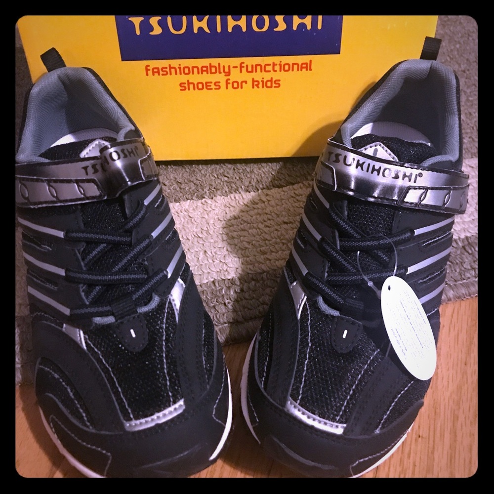 Tsukihoshi shoes